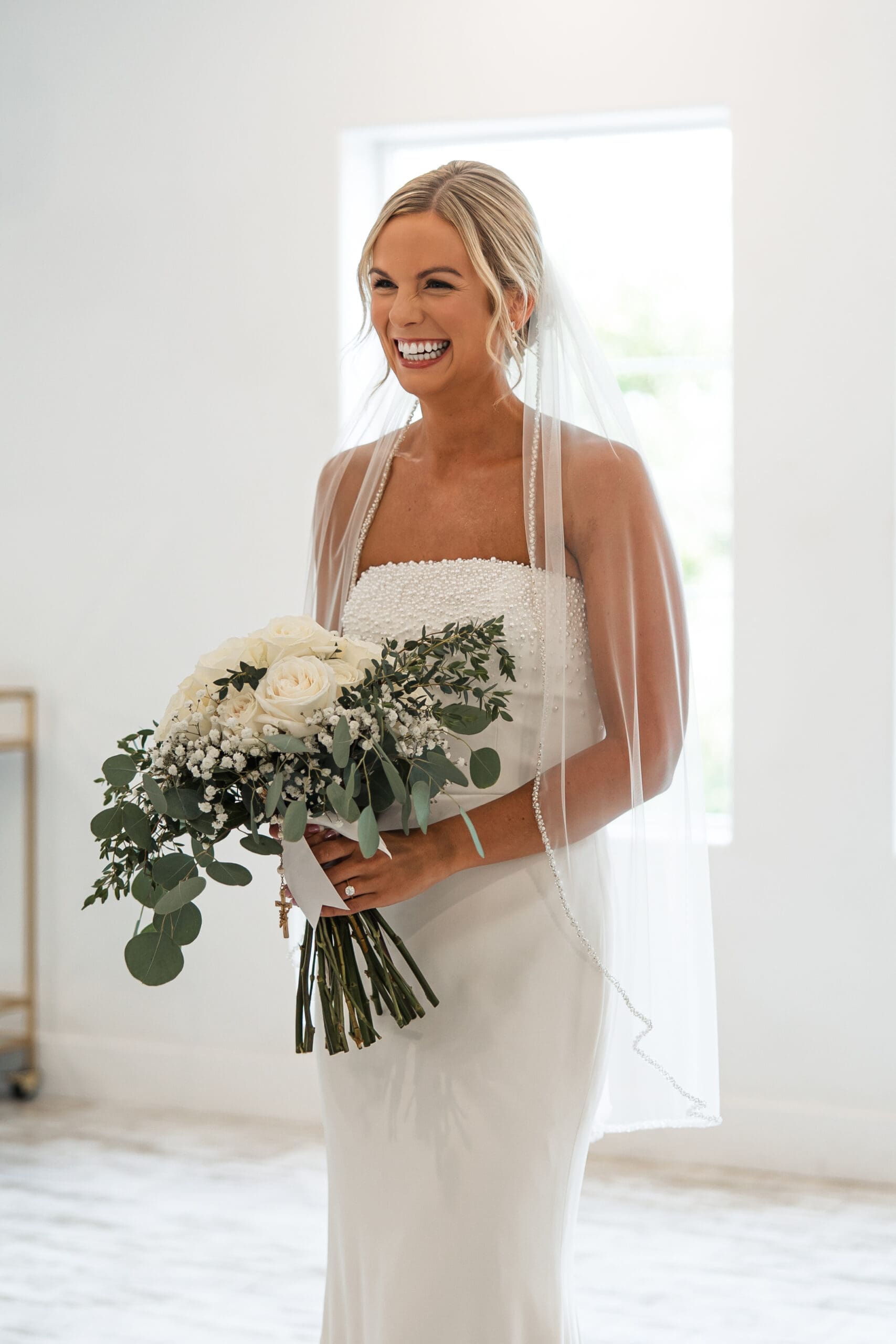 Bride’s first look with dad Barn at Grace Hill wedding.